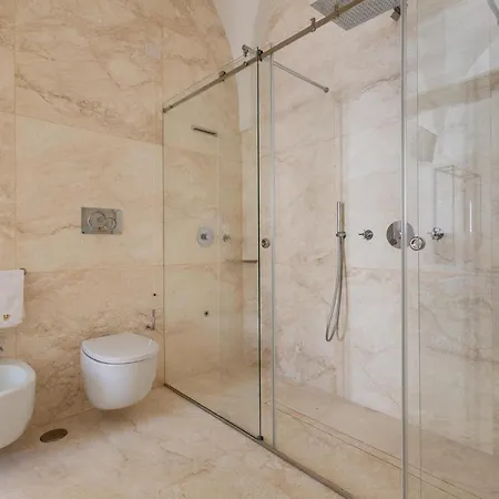 Palazzo Mascetti Остуни