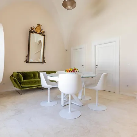 Palazzo Mascetti Гостевой дом Остуни